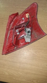 TOYOTA YARIS HATCH BACK PASSENGER SIDE TAILLIGHT