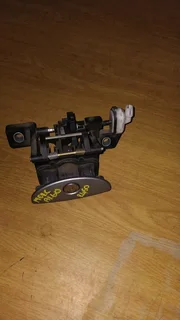 Mercedes-benz A160 Bootlid Handle + Key Lock