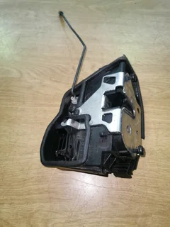 Bmw X5 330d E70 Right Rear Door Catch /actuator