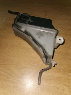 HYUNDAI GETZ D3EA 3 CYLINDER OVERFLOW BOTLE