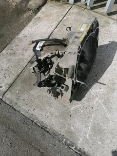 RENAULT CLIO 4 900T GEARBOX