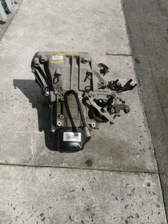 RENAULT CLIO 4 900T GEARBOX