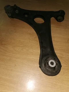 MERCEDES BENZ A160 PASSENGER SIDE LOWER CONTROL ARM