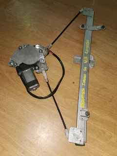 Tata Indigo Station Wagon Driverside Front Window Mechanism