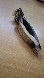 CHEV CAPTIVA PASSENGER SIDE PUTER DOOR HANDLE