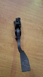 CHEV CAPTIVA 2.4 ACCELERATOR PADLE