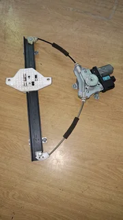 CHEVROLET CAPTIVA 2.4 DRIVERSIDE WINDOW MECHANISM