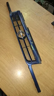 Opel Astra F Grill