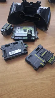 RENAULT CLIO 4 900T H4B4 2013 2015 LOCK SET/ECU SET