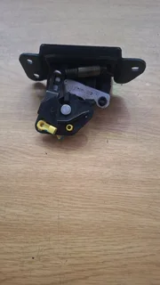 CHEVROLET CAPTIVA 2.4 BOOT ACTUATOR/BOOT CATCH/BOOT LOCK