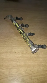CHEVROLET CAPTIVA 2.4 COMPLETE INJECTOR RAIL
