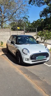 2017 Mini Cooper Hatchback