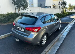 2012 Kia Cerato Hatchback