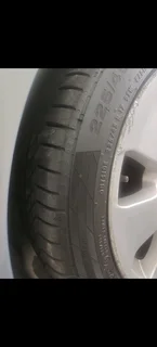 2005 BMW 323i E90 - Low Mileage 86k (1 owner)