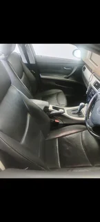 2005 BMW 323i E90 - Low Mileage 86k (1 owner)