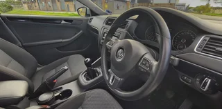 2013 VW JETTA 6 1.6 TDI COMFORTLINE (NEGOTIABLE)