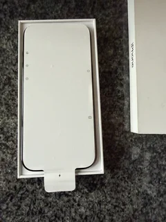 iPhone 17 Air, 512GB, Black As New, Complete in box.