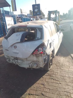 Nissan Tiida 2008 Hatch 1.6