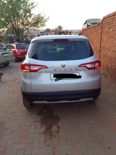 Renault Triber 1.0 2022 Expression