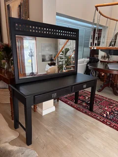 Dressing table