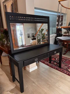 Dressing table