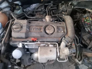 JETTA 6 STRIPPING FOR PARTS