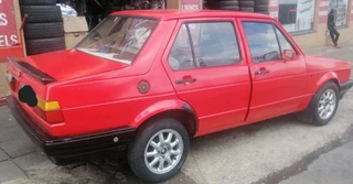 VW FOX STRIPPING FOR PARTS