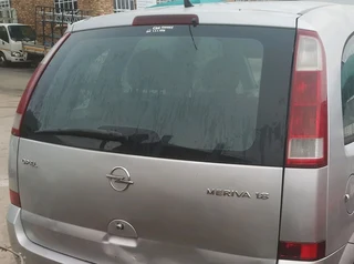 OPEL MERIVA STRIPPING FOR PARTS