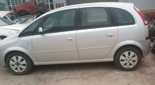 OPEL MERIVA STRIPPING FOR PARTS