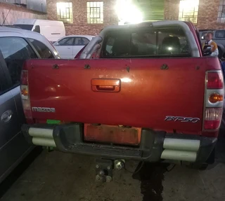 FORD/MAZDA BT50 3.0 STRIPPING FOR PARTS