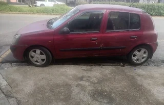 Renault clio 2 Stripping For Parts