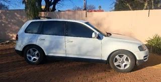 VW TOUAREG 2.5 Diesel Driving OR Stripping For Parts