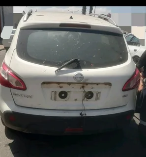 Nissan Qashqai Stripping For Parts