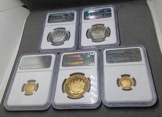 2007 PROTEA PROOF 70 SET - 1993 Nobel Peace Prize – Nelson Mandela and F.W. De Klerk.