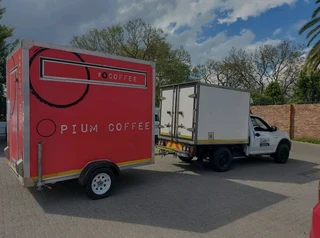 Closed Body 1 ton and 4 ton Trucks For Hire