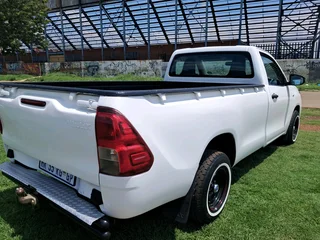 2019 Toyota hilux 2.0vvti A/c single cab
