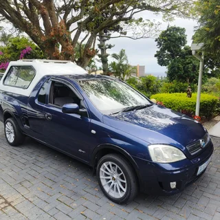 2009 Opel 1.4i Corsa Gamma Sport Bakkie. Excellent Condition!
