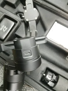 Zhiyun crane 2 stabilizer with focus motor,12-18 hours runtime R3999