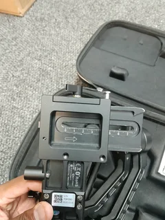 Zhiyun crane 2 stabilizer with focus motor,12-18 hours runtime R3999