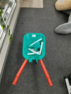 KIDS PLAYING WHEELBARROW PRICE:R299