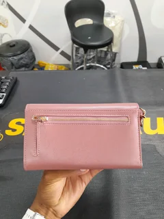 Ladies Portable Wallet Price:r79