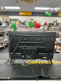 SKYWORTH 32" SMART TV REMOTE INCLUDED