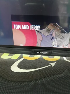 SKYWORTH 32" SMART TV REMOTE INCLUDED