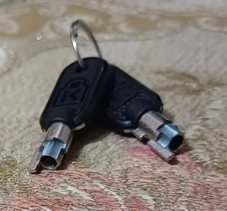 N17 Keyed Laptop Lock for Wedge-shaped Lock Slots