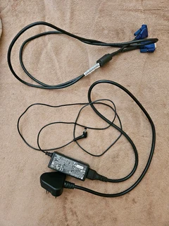 LG 19.5 inch LED IPS monitor, resolution 1440x900 pixels VGA port (incl. HDMI adapter)