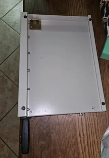 Guillotine-Style Paper Cutter. Works perfectly. Price negotiable