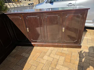 Vintage cupboard, in good condition. Price negotiable. Dimensions in Description