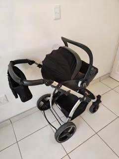 Nula Bug 3 in 1 travel system