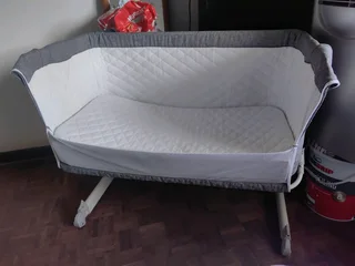 Co-sleep Cot R1000