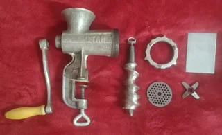 Meat Mincer No 8